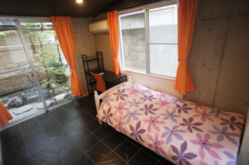 Example of a furnished private room at Share House Sunajo